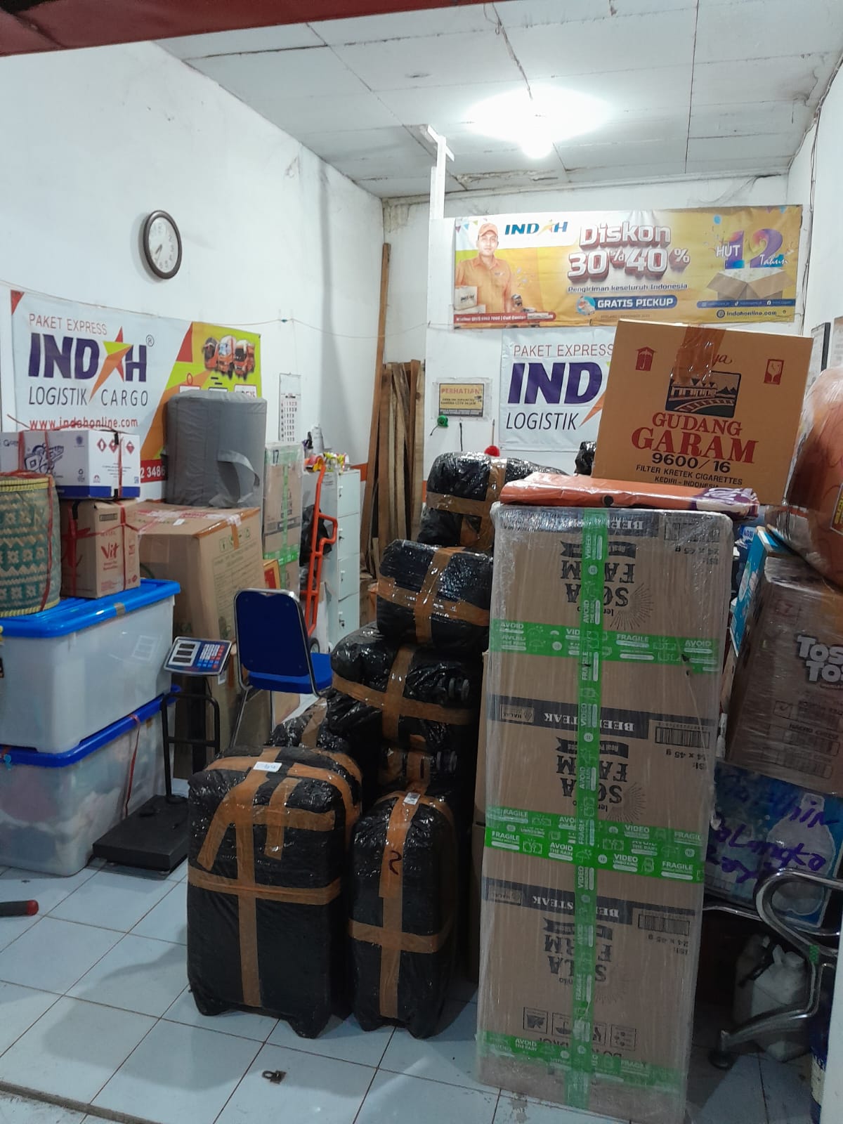 Indah Cargo Pogung Sleman | Jasa Ekspedisi & Cargo Murah ke Seluruh Indonesia